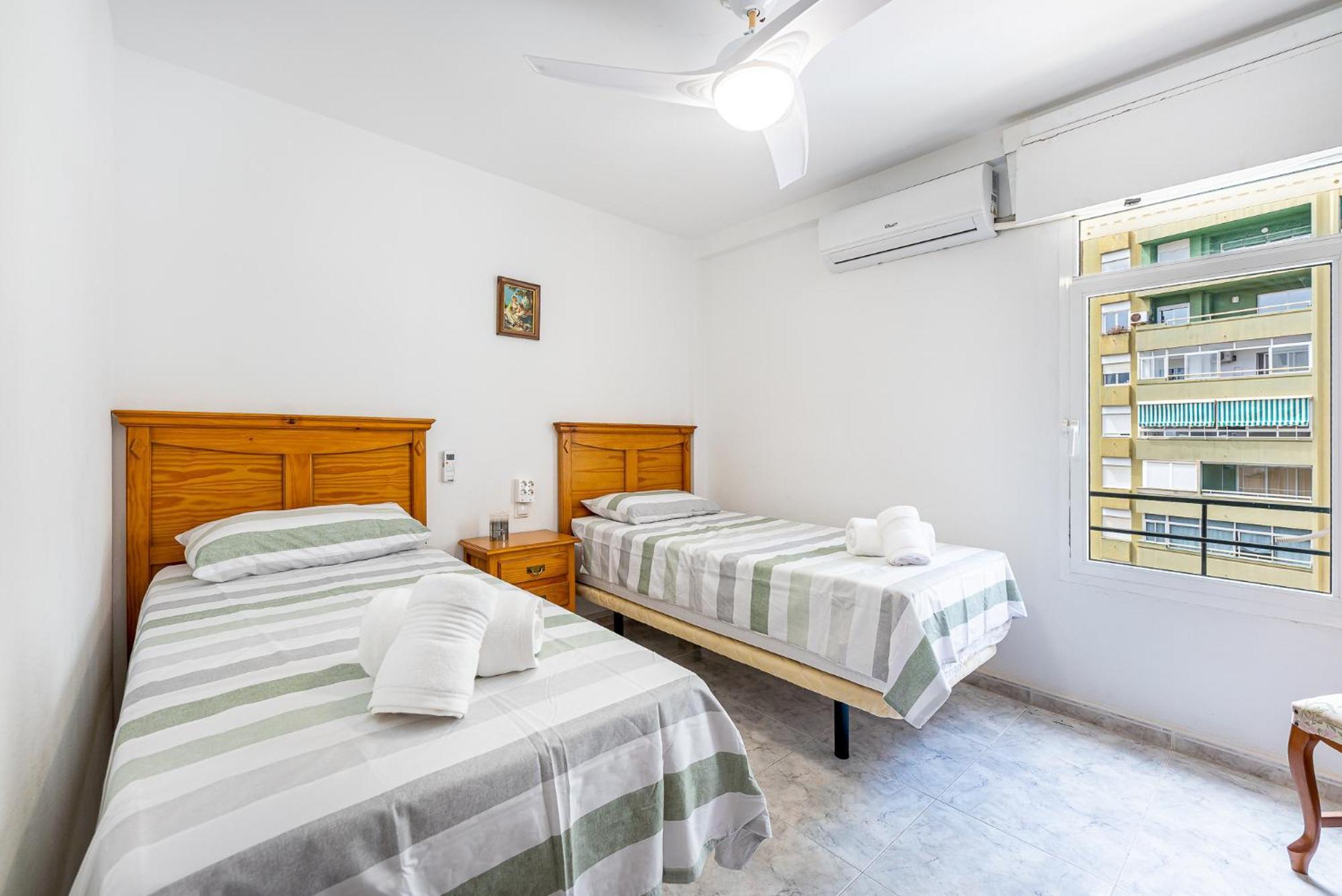 Los Boliches 3 Bed Ap Фуэнхирола Экстерьер фото
