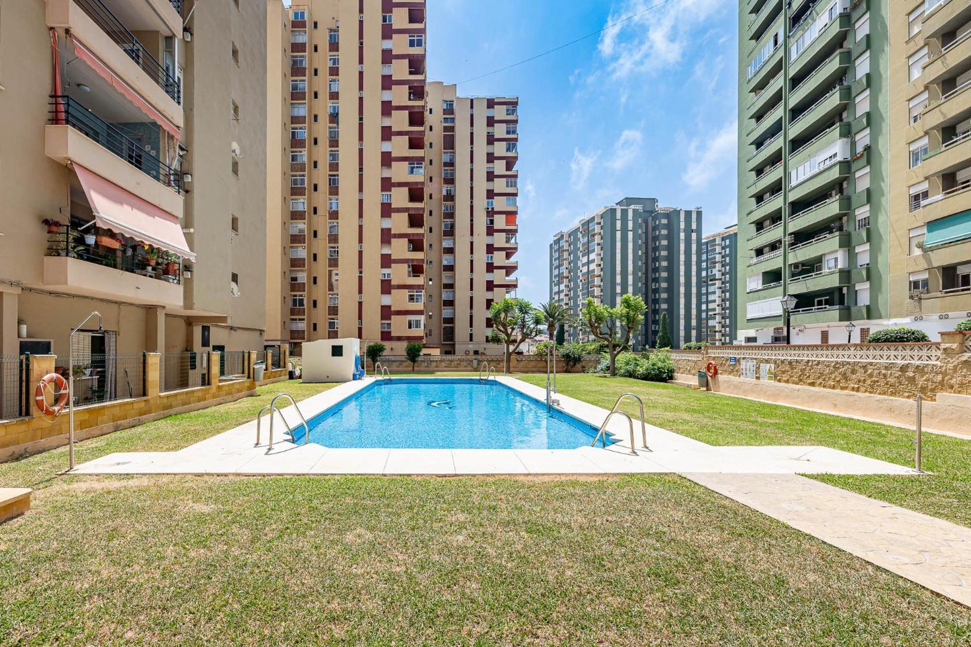 Los Boliches 3 Bed Ap Фуэнхирола Экстерьер фото